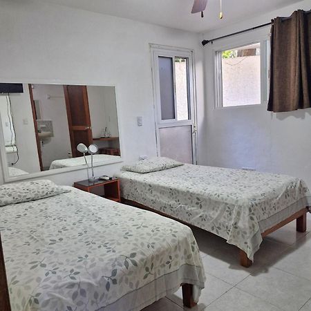 Las Margaritas Casa De Huespedes Apartment Cancun Exterior photo